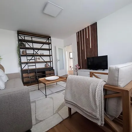 Charmante In * 테클렌부르그